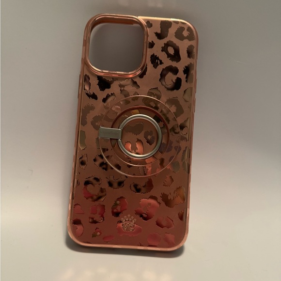 Velvet Caviar iPhone 13 Pro Max case with magnetic ring. - Picture 3 of 13
